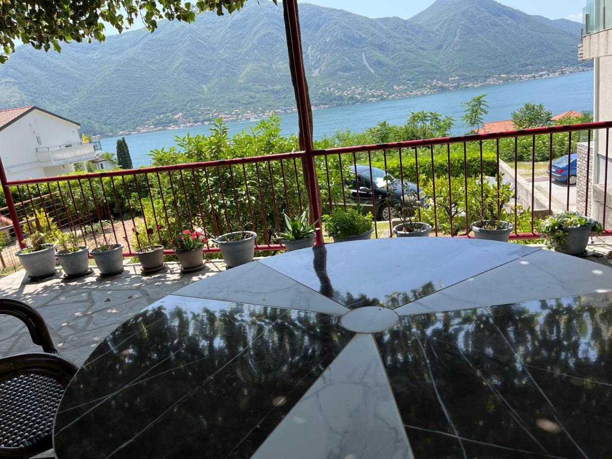 Ferienwohnung Legatum I - Bay Sight Kotor Exterior foto