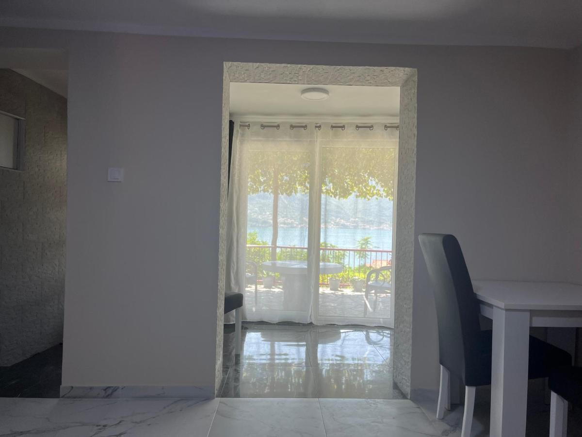 Ferienwohnung Legatum I - Bay Sight Kotor Exterior foto